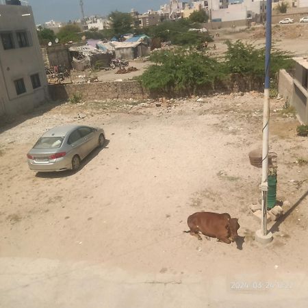 Dwarka Home Stay 2 Only Family Exteriör bild