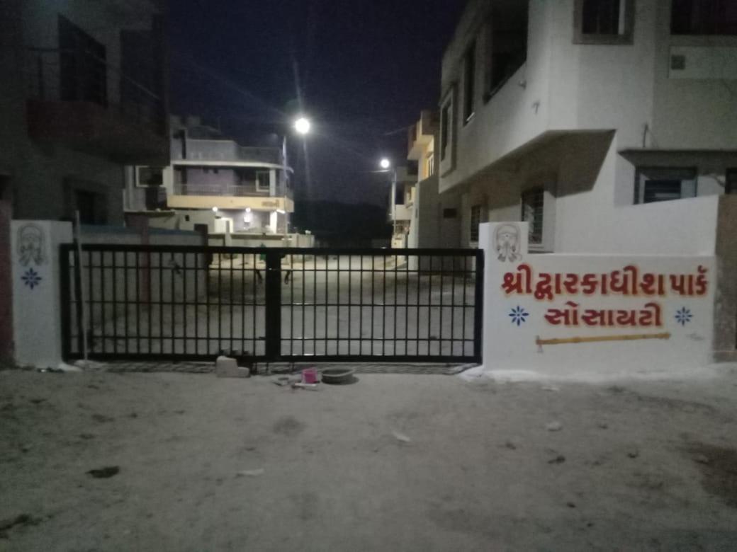 Dwarka Home Stay 2 Only Family Exteriör bild