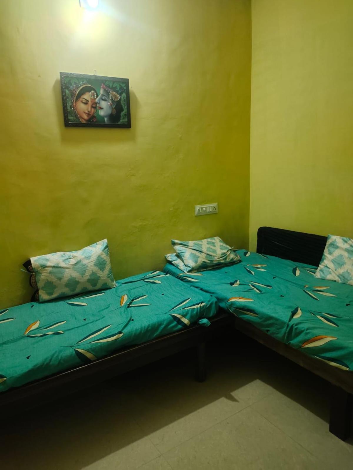 Dwarka Home Stay 2 Only Family Exteriör bild