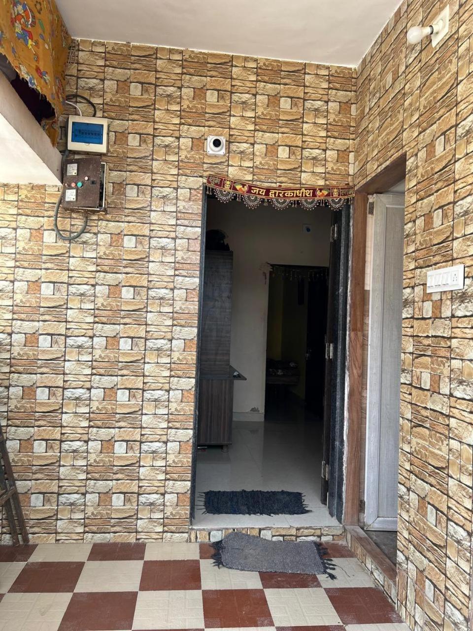 Dwarka Home Stay 2 Only Family Exteriör bild