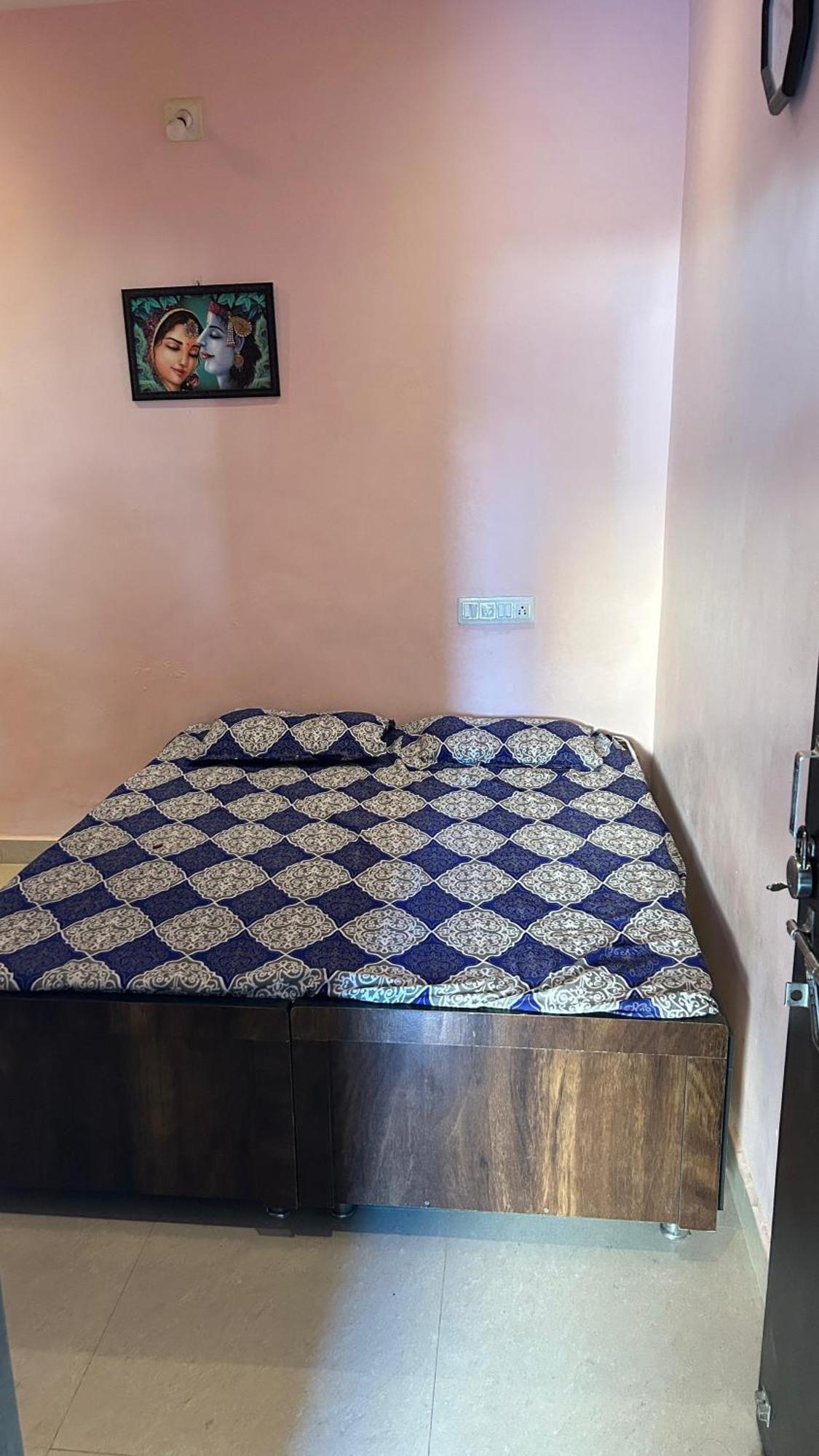 Dwarka Home Stay 2 Only Family Exteriör bild